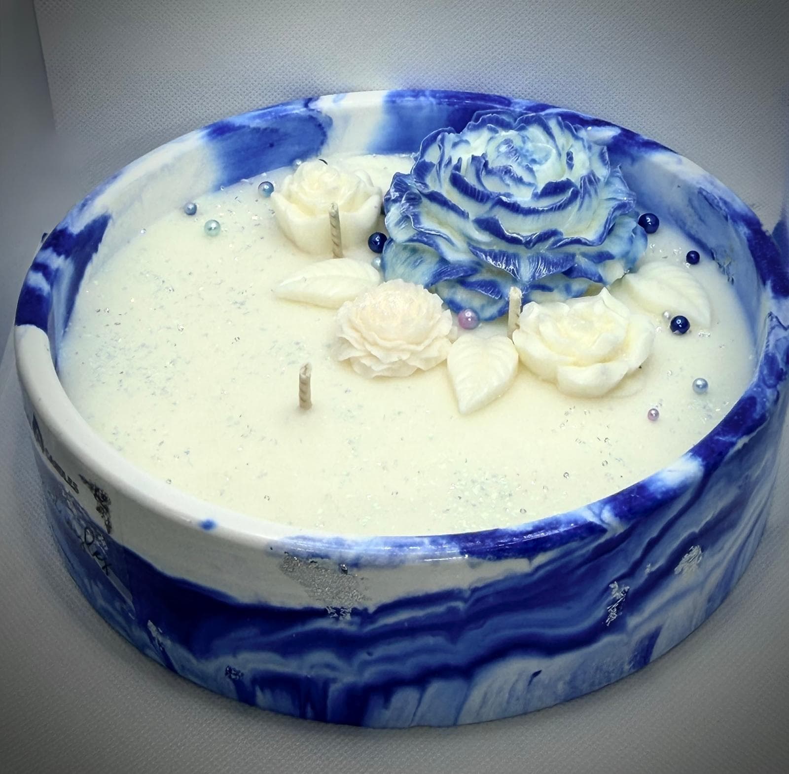 Blue and white floral 3-wick bowl candle